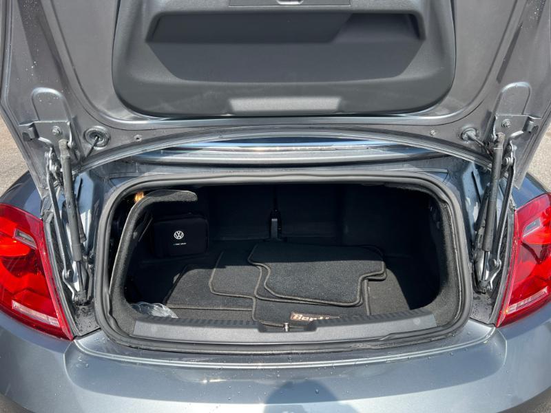 Volkswagen Beetle 2.5L Convertible 2014