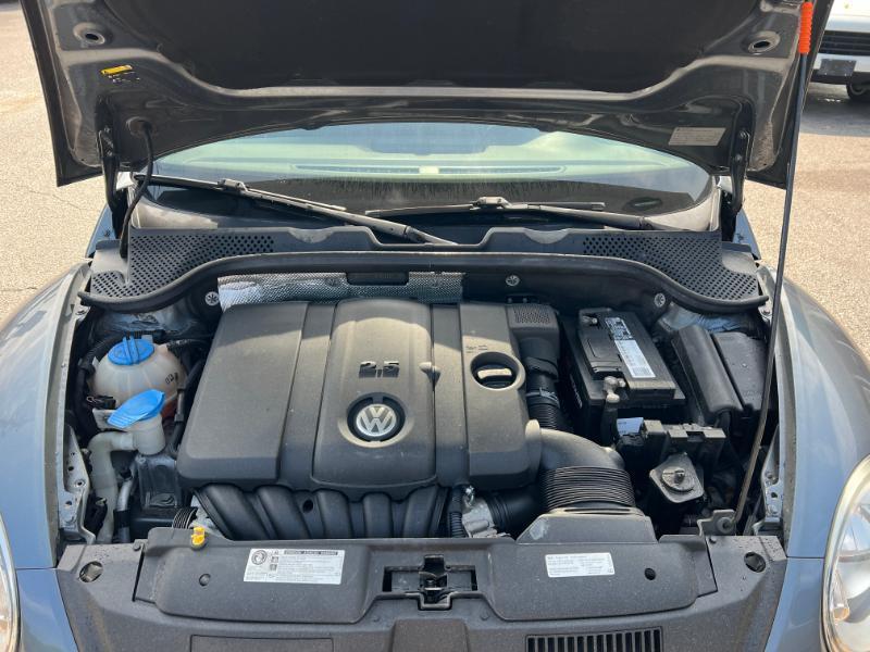 Volkswagen Beetle 2.5L Convertible 2014