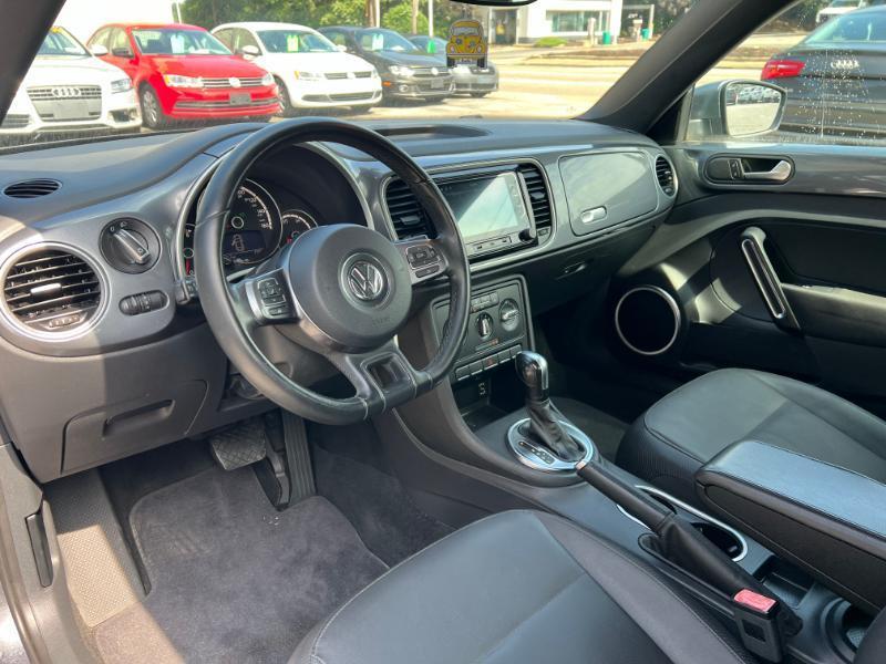 Volkswagen Beetle 2.5L Convertible 2014