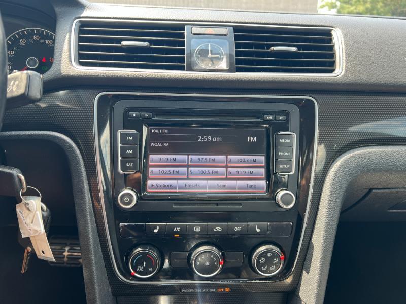 Volkswagen Passat SE PZEV 6A 2015