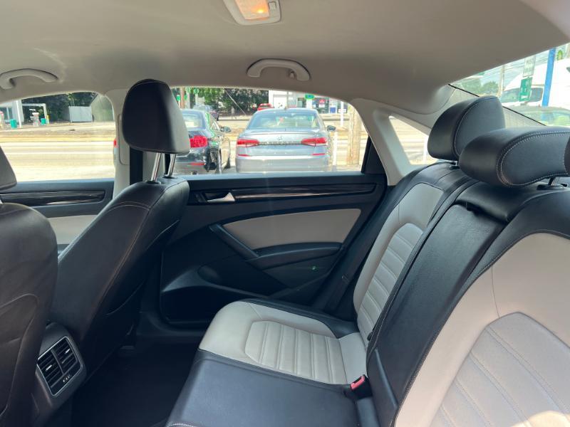 Volkswagen Passat SE PZEV 6A 2015