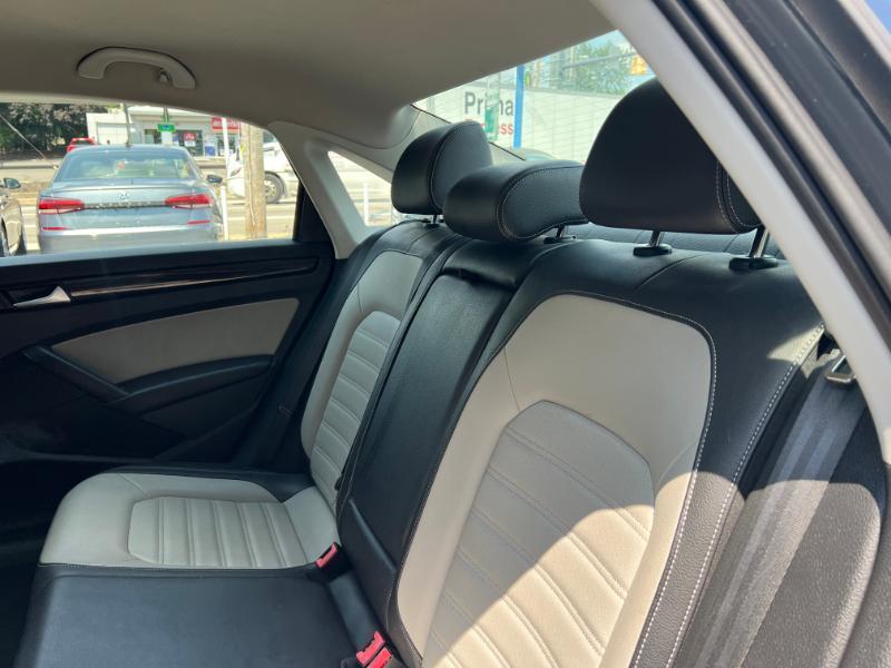 Volkswagen Passat SE PZEV 6A 2015