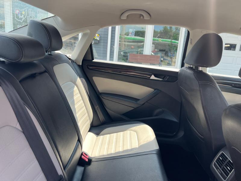Volkswagen Passat SE PZEV 6A 2015