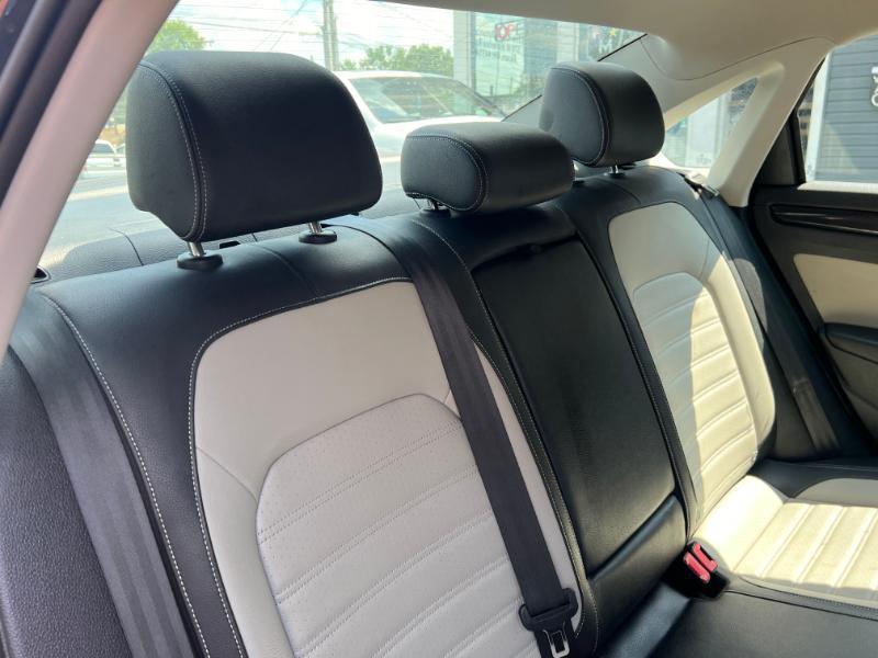Volkswagen Passat SE PZEV 6A 2015