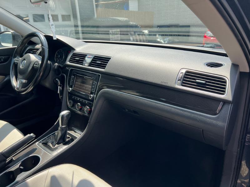 Volkswagen Passat SE PZEV 6A 2015