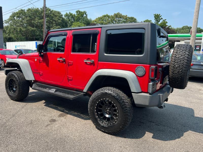 Jeep Wrangler Unlimited Sport 4WD 2011