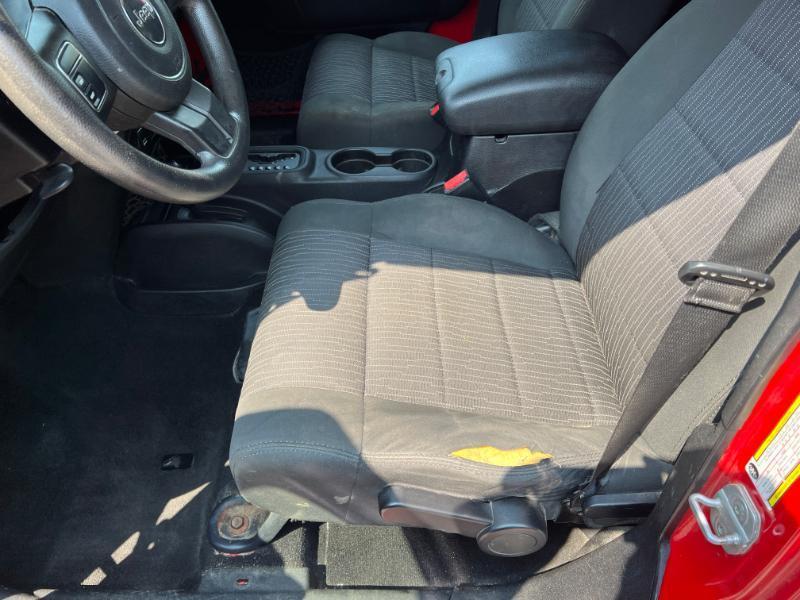 Jeep Wrangler Unlimited Sport 4WD 2011
