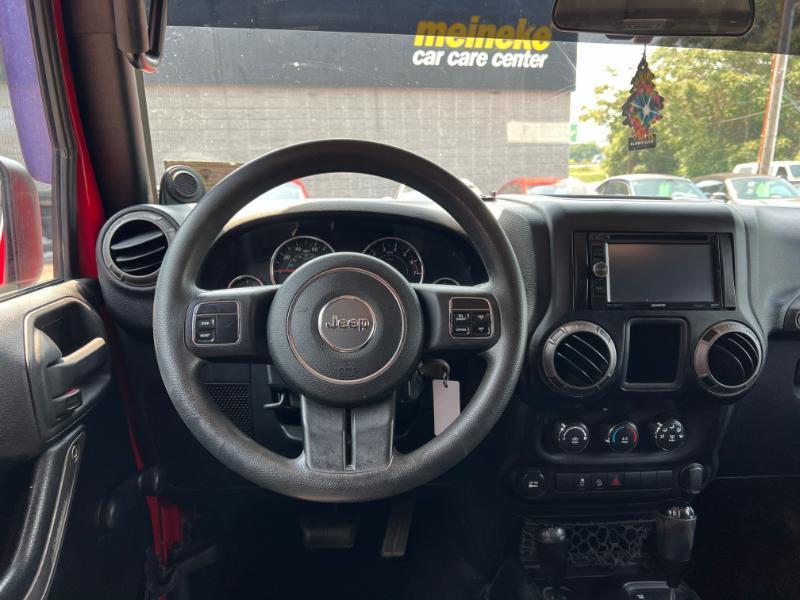 Jeep Wrangler Unlimited Sport 4WD 2011
