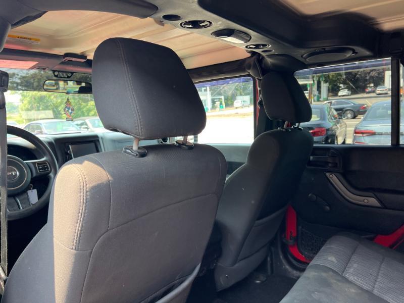 Jeep Wrangler Unlimited Sport 4WD 2011