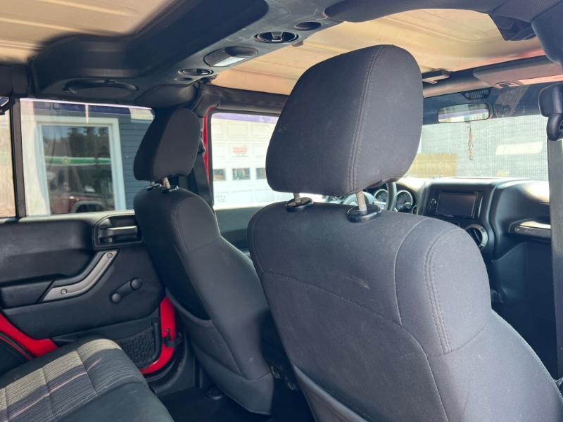 Jeep Wrangler Unlimited Sport 4WD 2011
