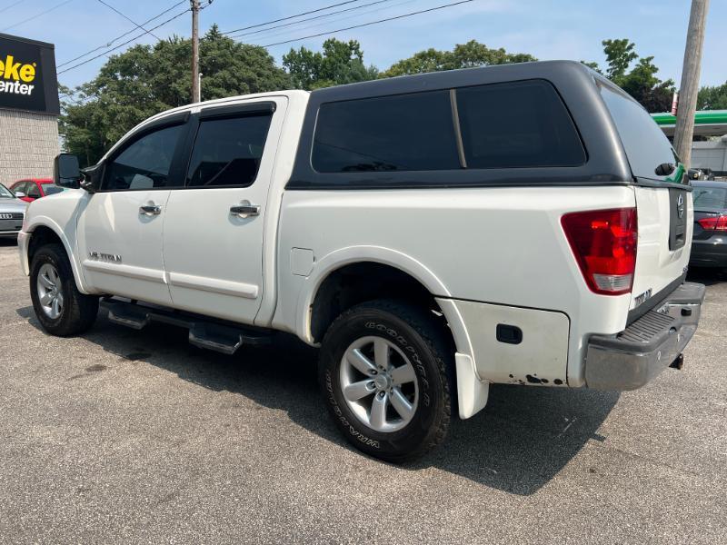 Nissan Titan PRO-4X Crew Cab 4WD SWB 2010