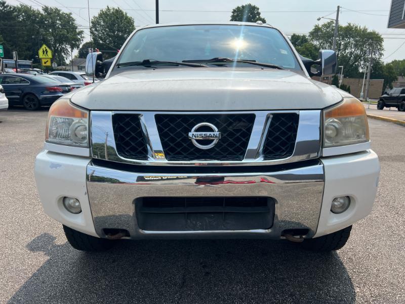 Nissan Titan PRO-4X Crew Cab 4WD SWB 2010