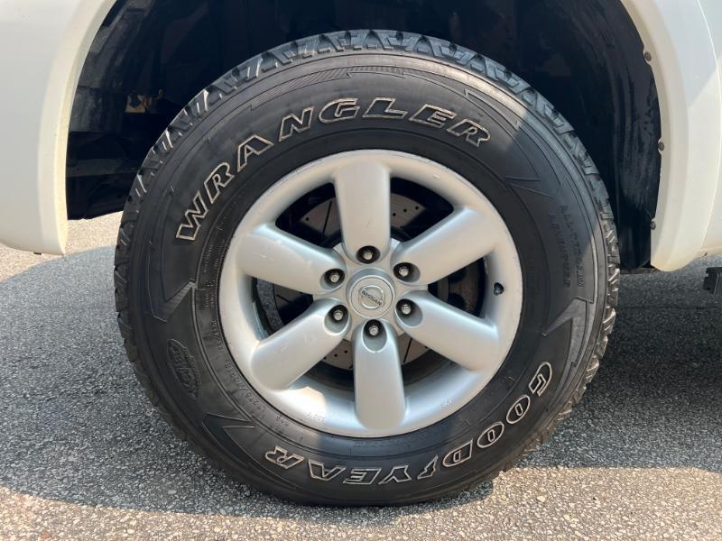 Nissan Titan PRO-4X Crew Cab 4WD SWB 2010