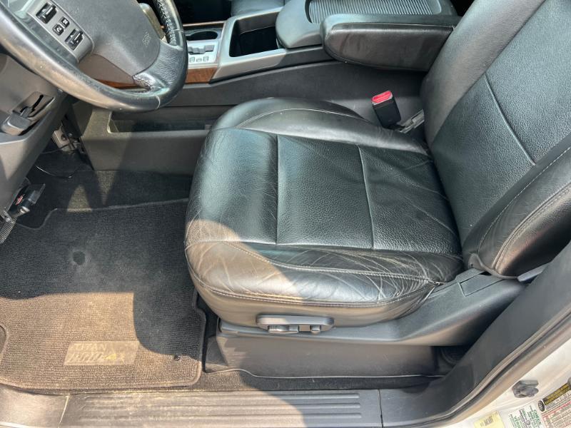 Nissan Titan PRO-4X Crew Cab 4WD SWB 2010