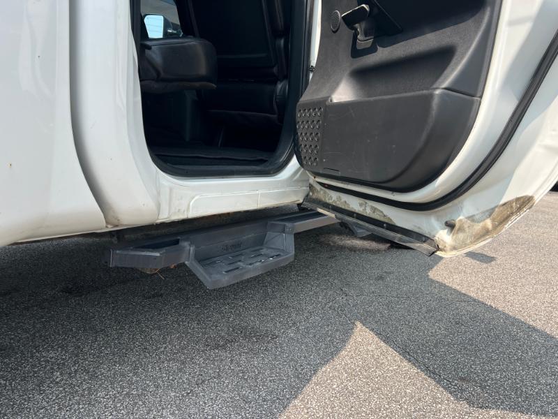 Nissan Titan PRO-4X Crew Cab 4WD SWB 2010