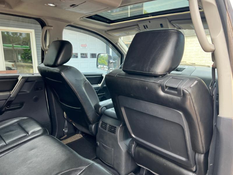 Nissan Titan PRO-4X Crew Cab 4WD SWB 2010