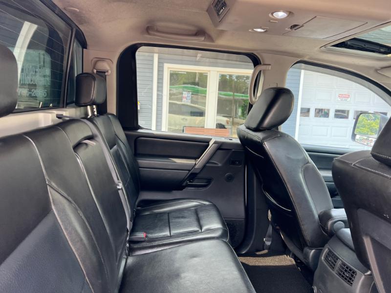 Nissan Titan PRO-4X Crew Cab 4WD SWB 2010
