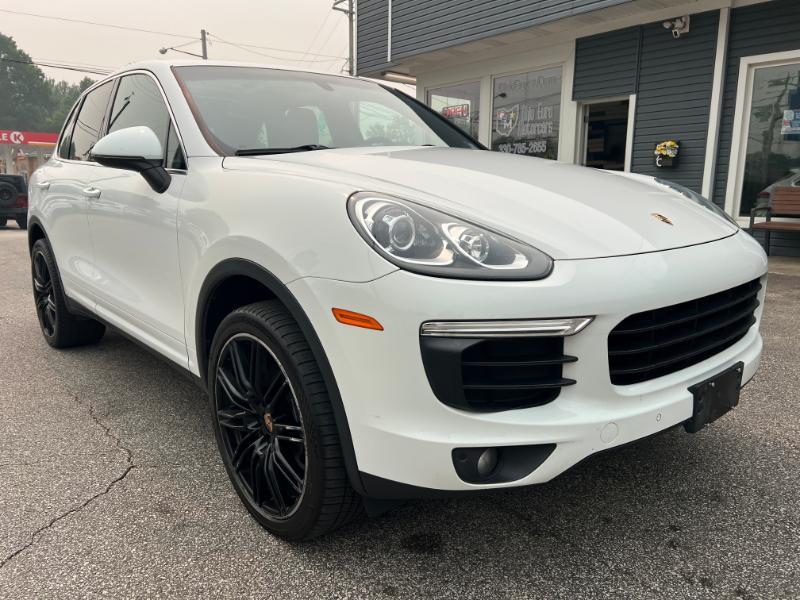 Porsche Cayenne Base 2018