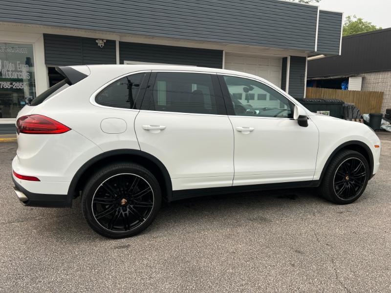 Porsche Cayenne Base 2018