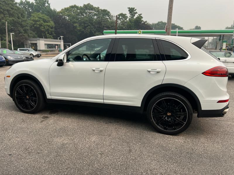 Porsche Cayenne Base 2018