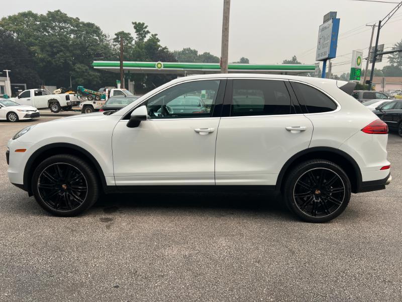 Porsche Cayenne Base 2018
