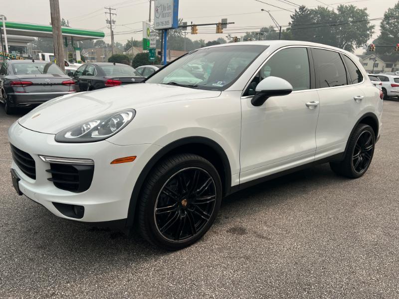 Porsche Cayenne Base 2018