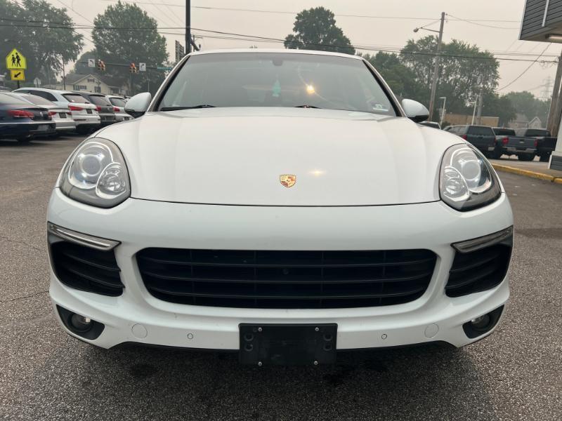 Porsche Cayenne Base 2018