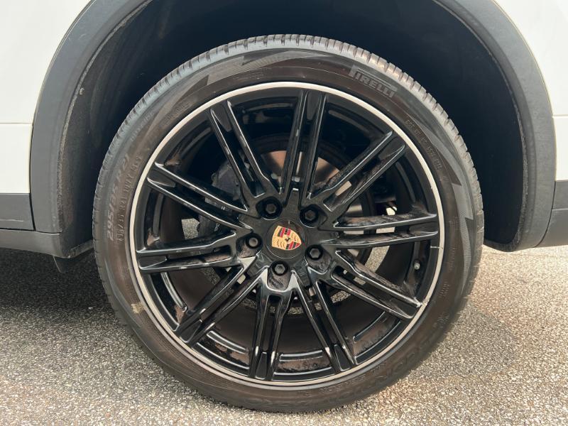 Porsche Cayenne Base 2018
