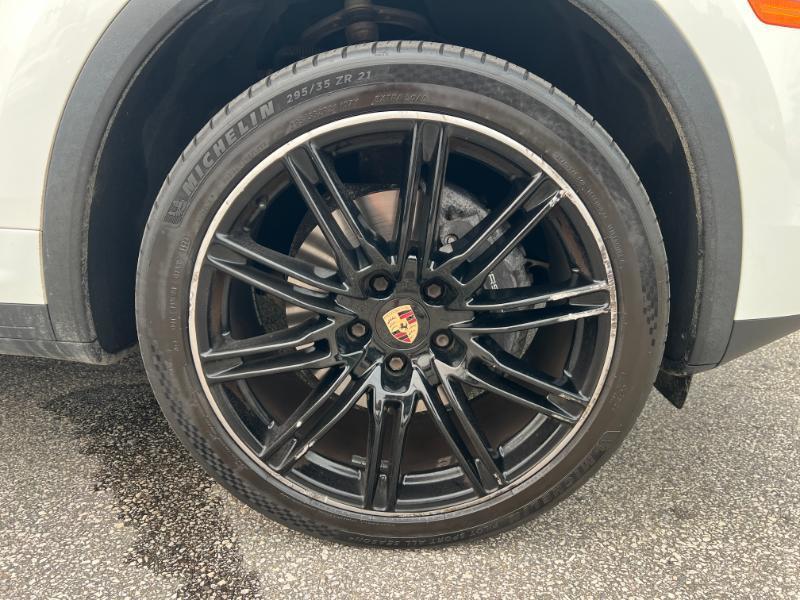 Porsche Cayenne Base 2018