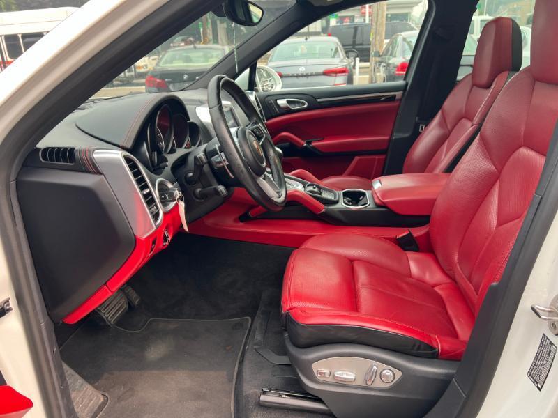 Porsche Cayenne Base 2018