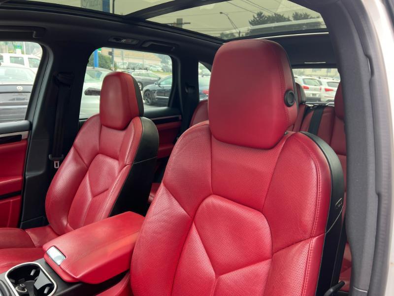 Porsche Cayenne Base 2018
