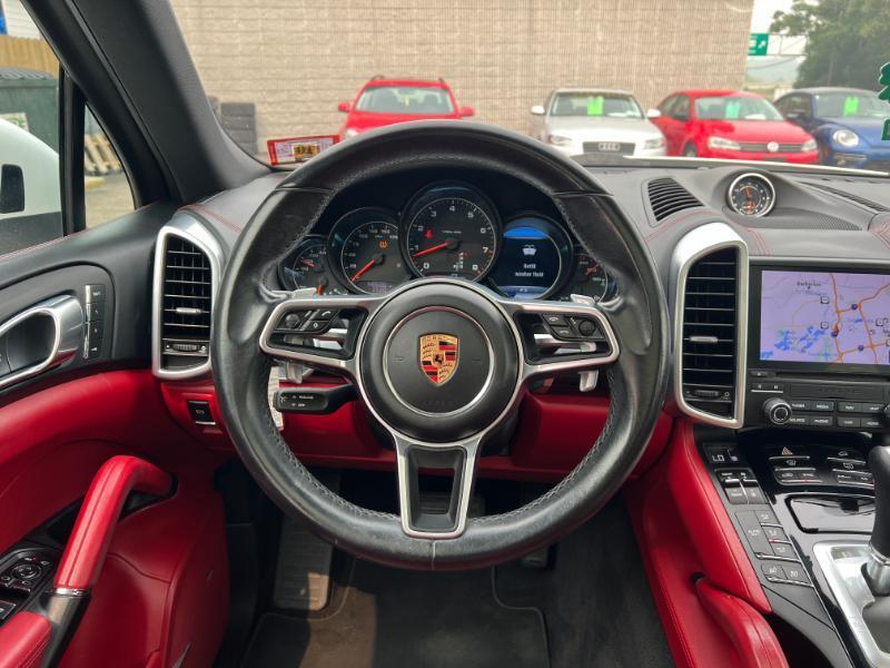 Porsche Cayenne Base 2018