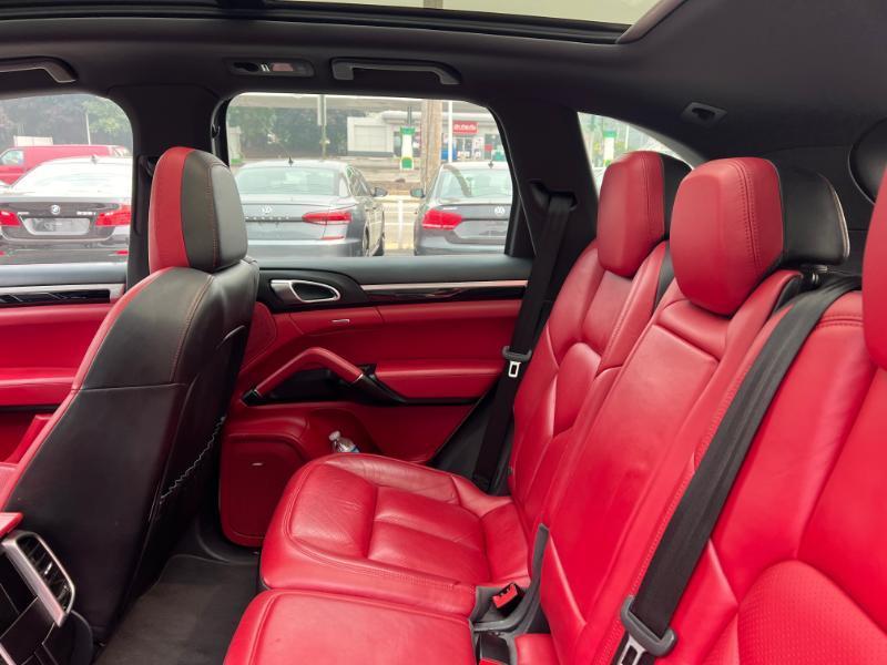 Porsche Cayenne Base 2018