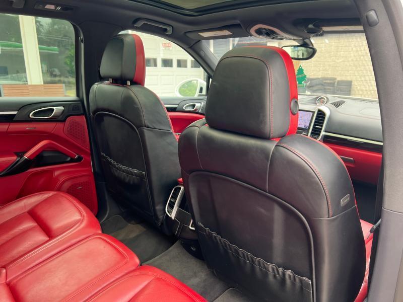 Porsche Cayenne Base 2018