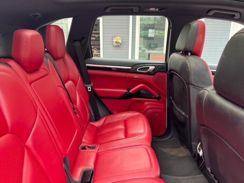 Porsche Cayenne Base 2018