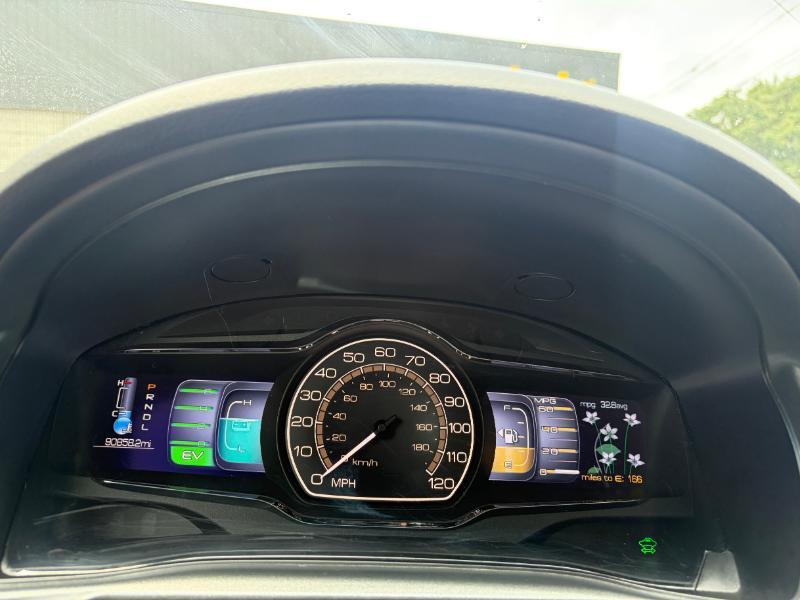 Lincoln MKZ Hybrid Sedan 2012