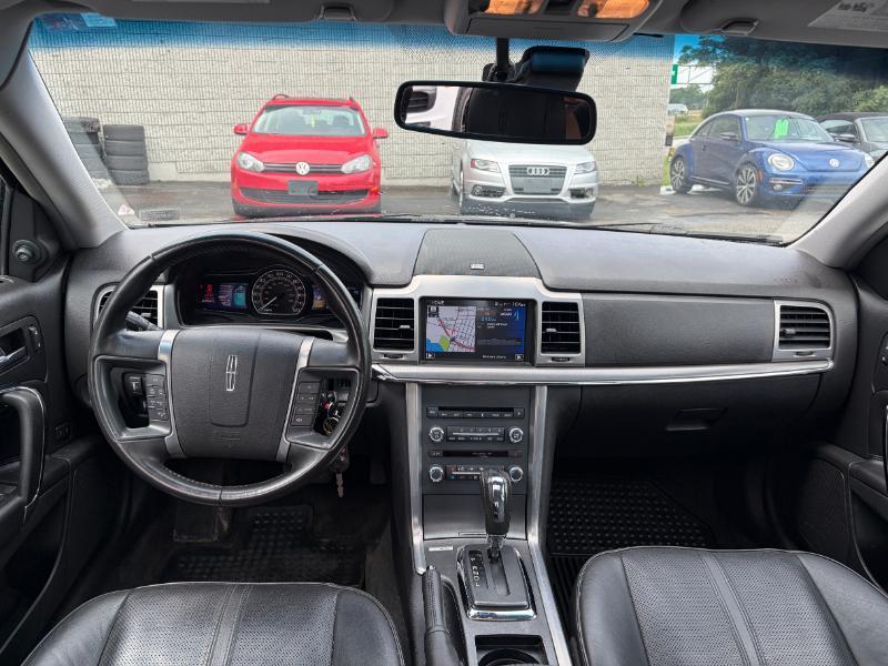 Lincoln MKZ Hybrid Sedan 2012