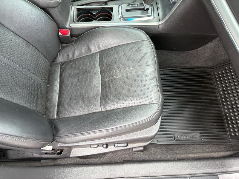 Lincoln MKZ Hybrid Sedan 2012