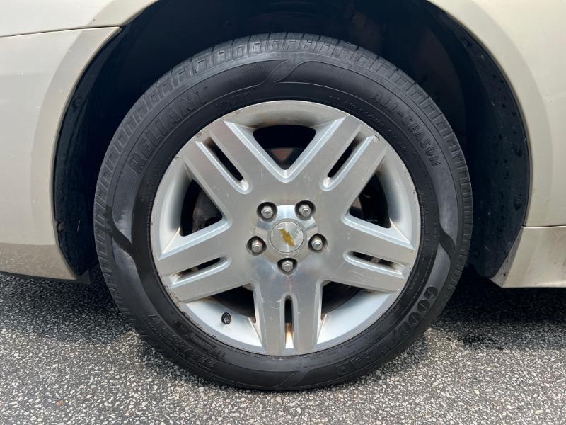 Chevrolet Impala LT (Fleet) 2012