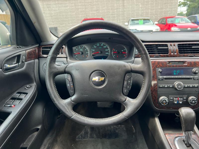 Chevrolet Impala LT (Fleet) 2012