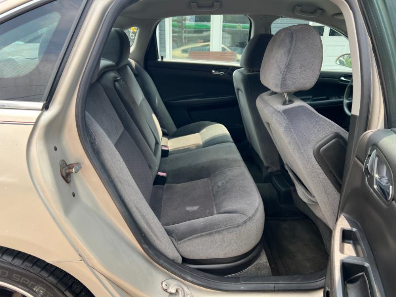 Chevrolet Impala LT (Fleet) 2012
