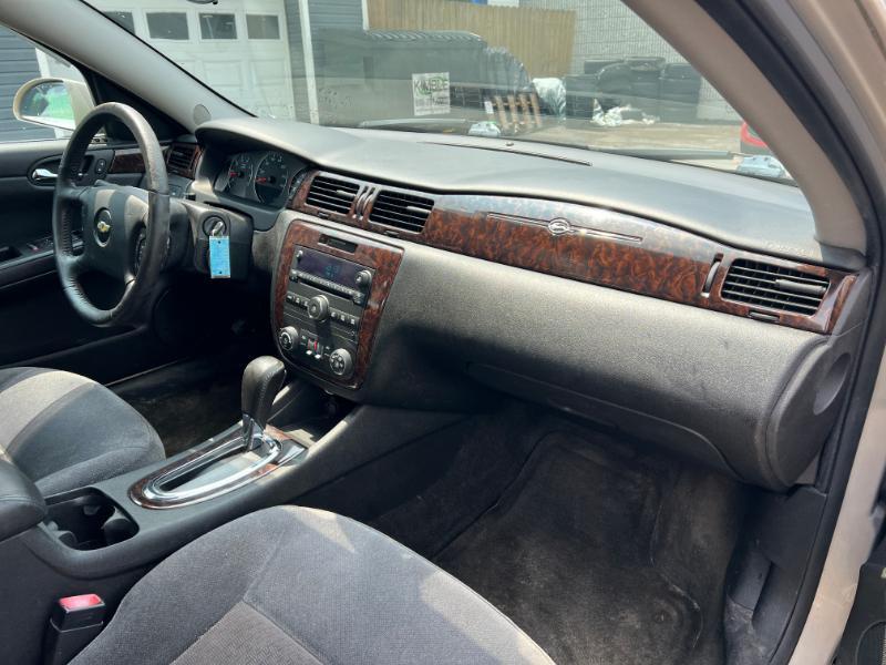 Chevrolet Impala LT (Fleet) 2012