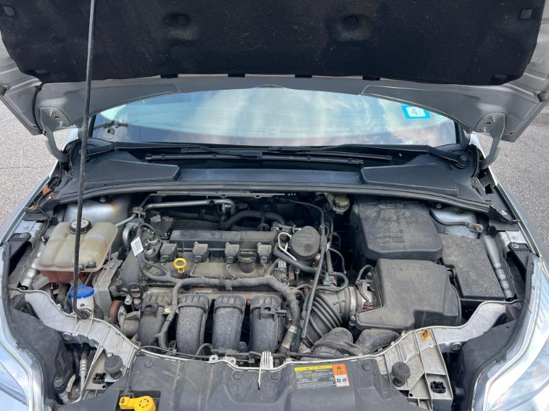 Ford Focus SE Sedan 2012
