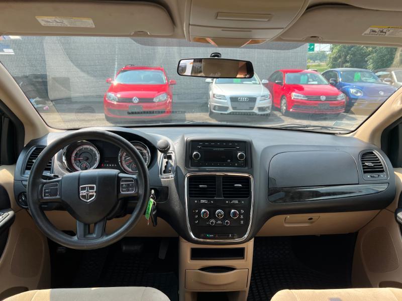 Dodge Grand Caravan SE 2013