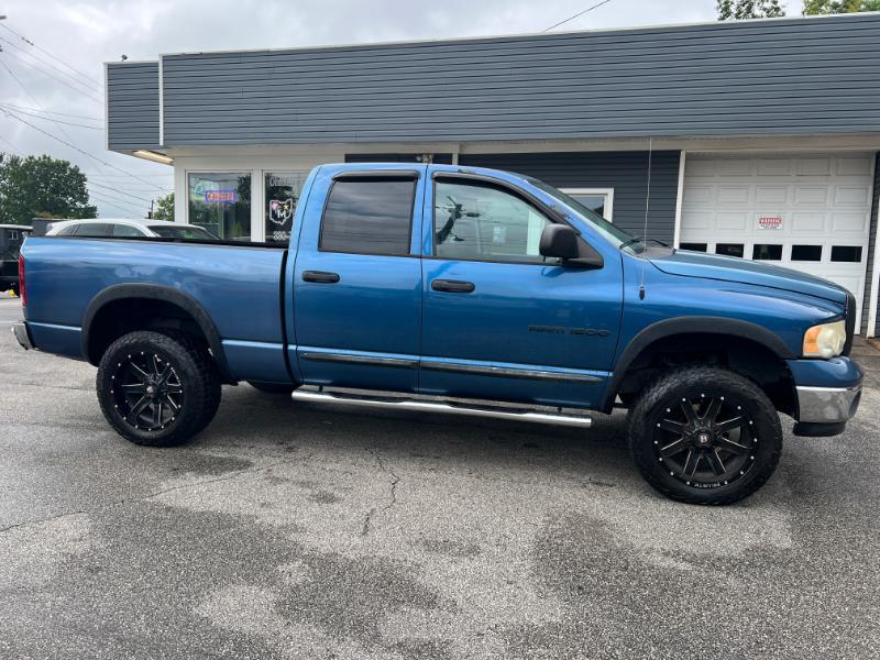 Dodge Ram 1500 ST Quad Cab Short Bed 4WD 2005