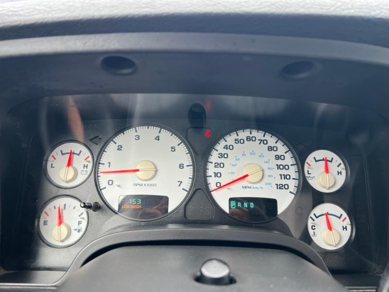 Dodge Ram 1500 ST Quad Cab Short Bed 4WD 2005