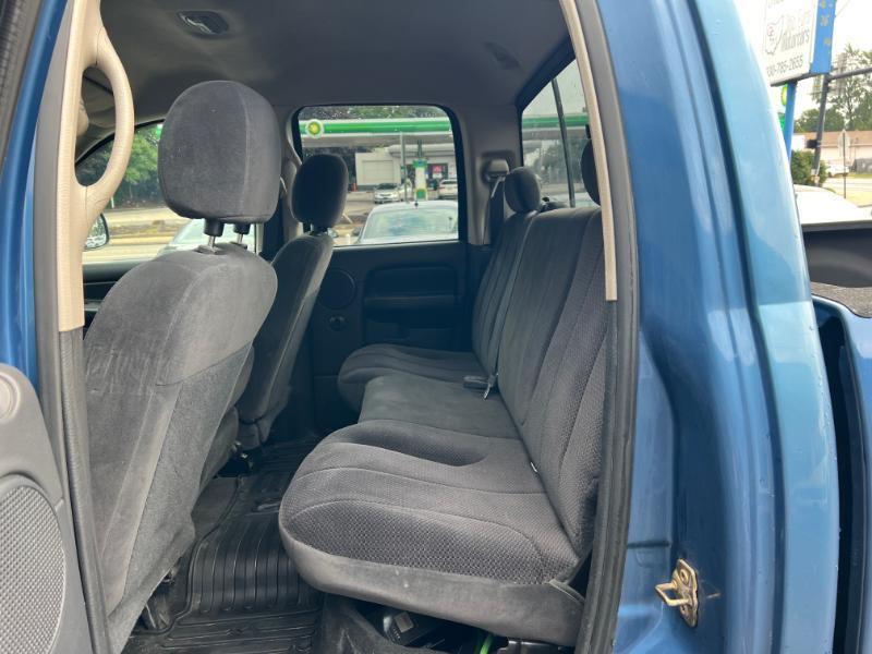 Dodge Ram 1500 ST Quad Cab Short Bed 4WD 2005