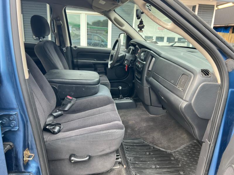 Dodge Ram 1500 ST Quad Cab Short Bed 4WD 2005