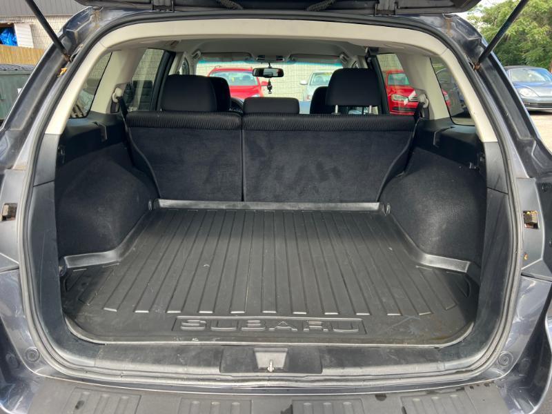 Subaru Outback 2.5i Premium 2012