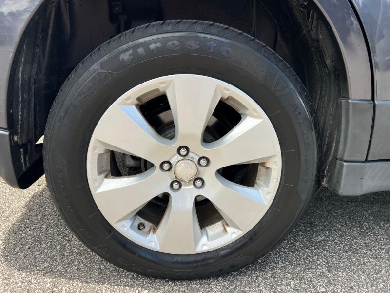 Subaru Outback 2.5i Premium 2012